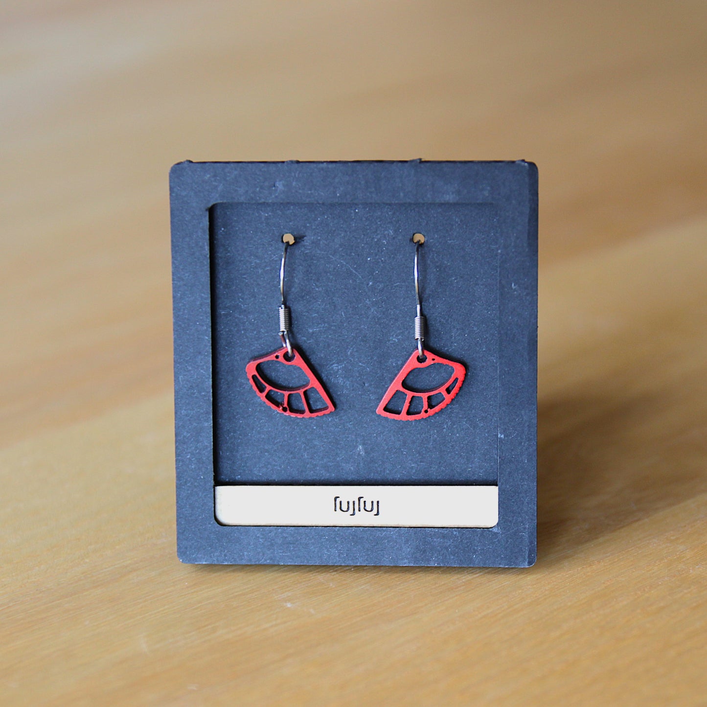 Cam Lobe Earrings